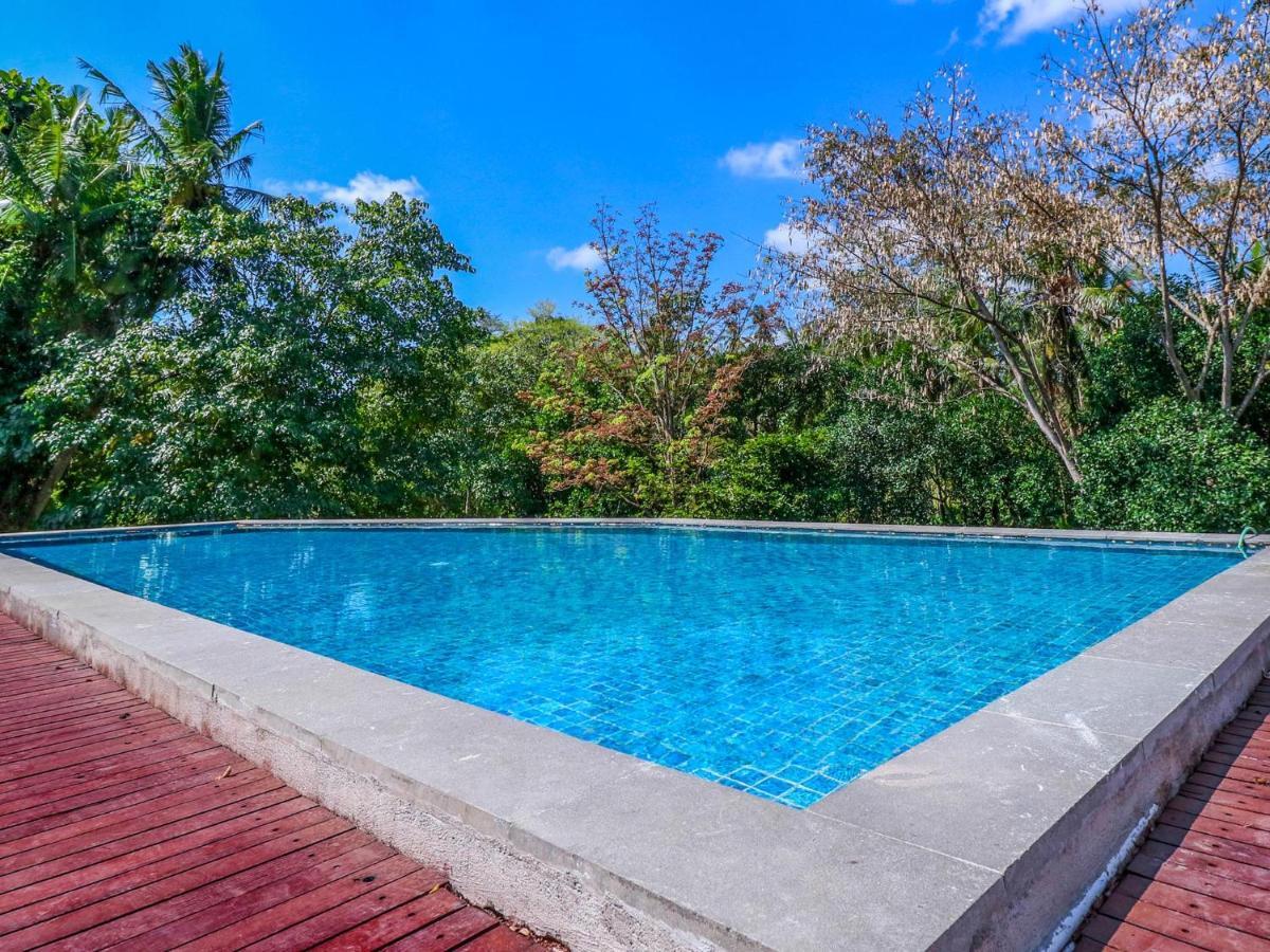 Sekar Arum Riverside Resort Tanah Lot Eksteriør bilde