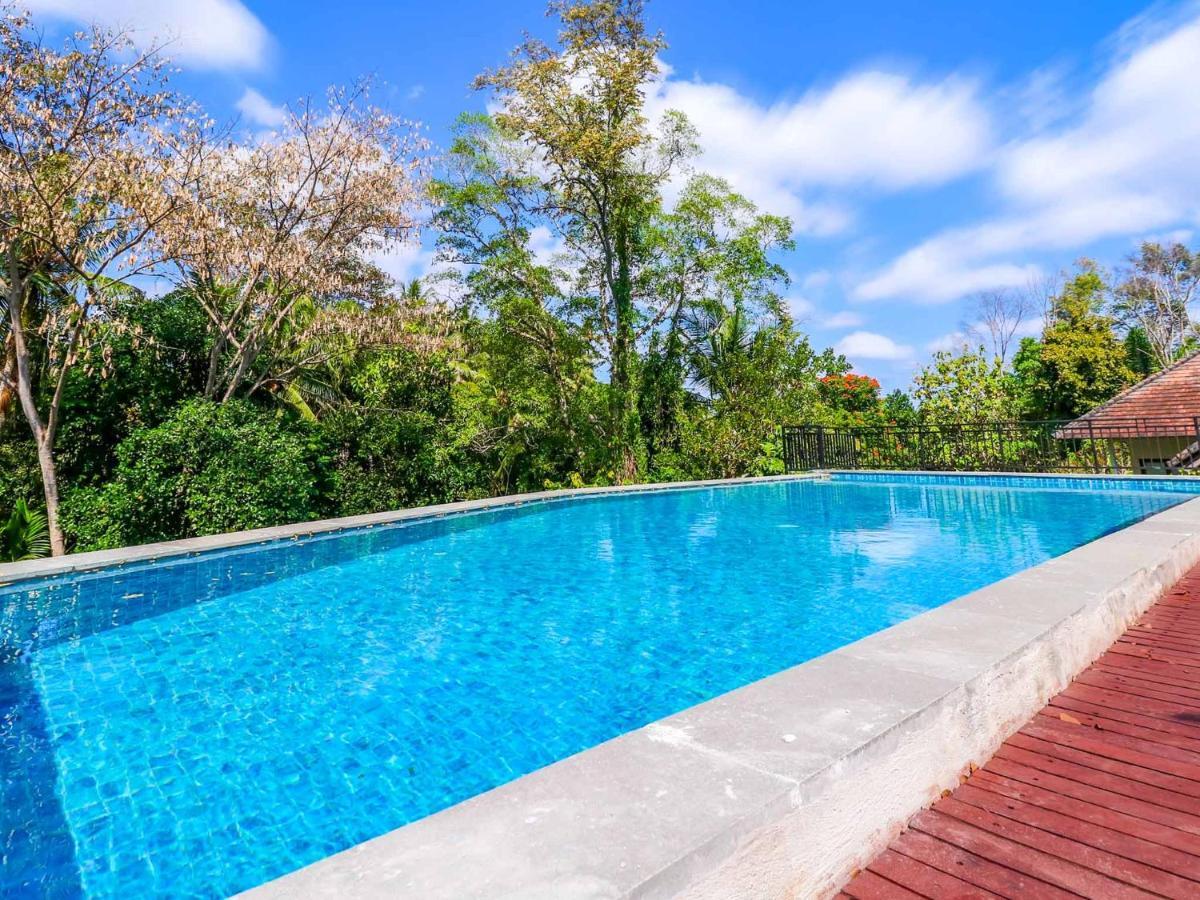Sekar Arum Riverside Resort Tanah Lot Eksteriør bilde