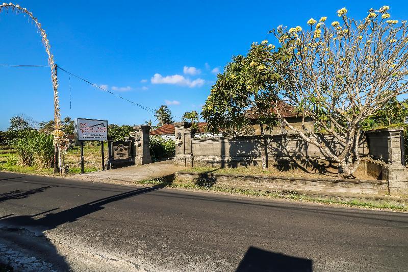 Sekar Arum Riverside Resort Tanah Lot Eksteriør bilde